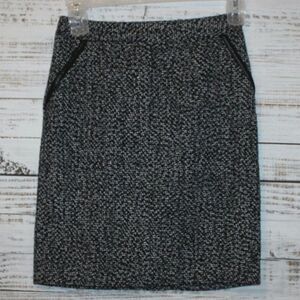 Amanda & Chelsea black and white Tweed Faux Leather Pocket detail Skirt Size 0
